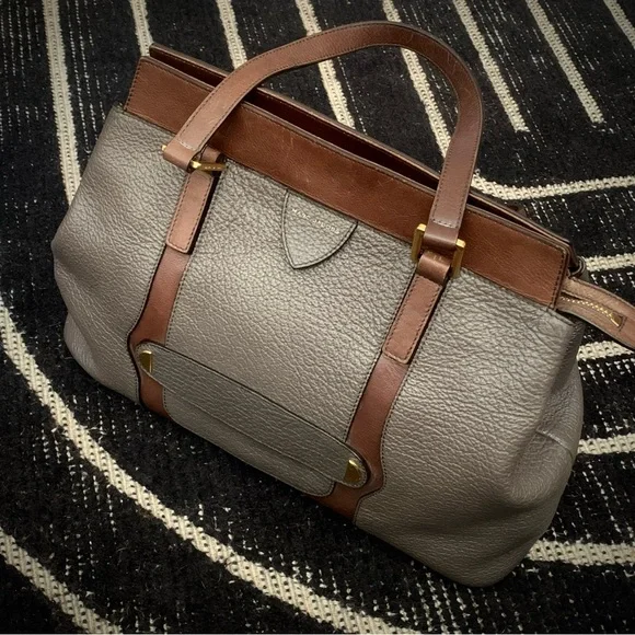 MARC JACOBS PEEBLED | DARK TAUPE AND BROWN WITH HAMMERED GOLD HARDWARE | ITALY - Picture 3 of 17